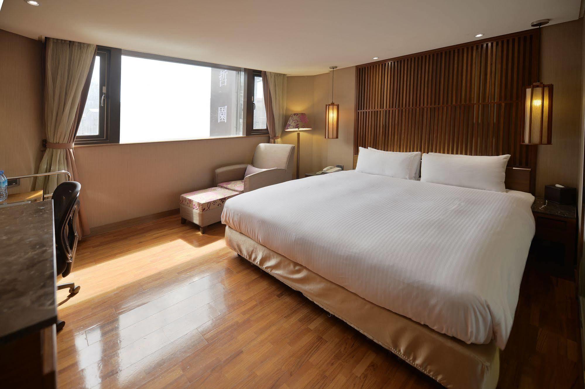 Guide Hotel Taipei Bade Ngoại thất bức ảnh